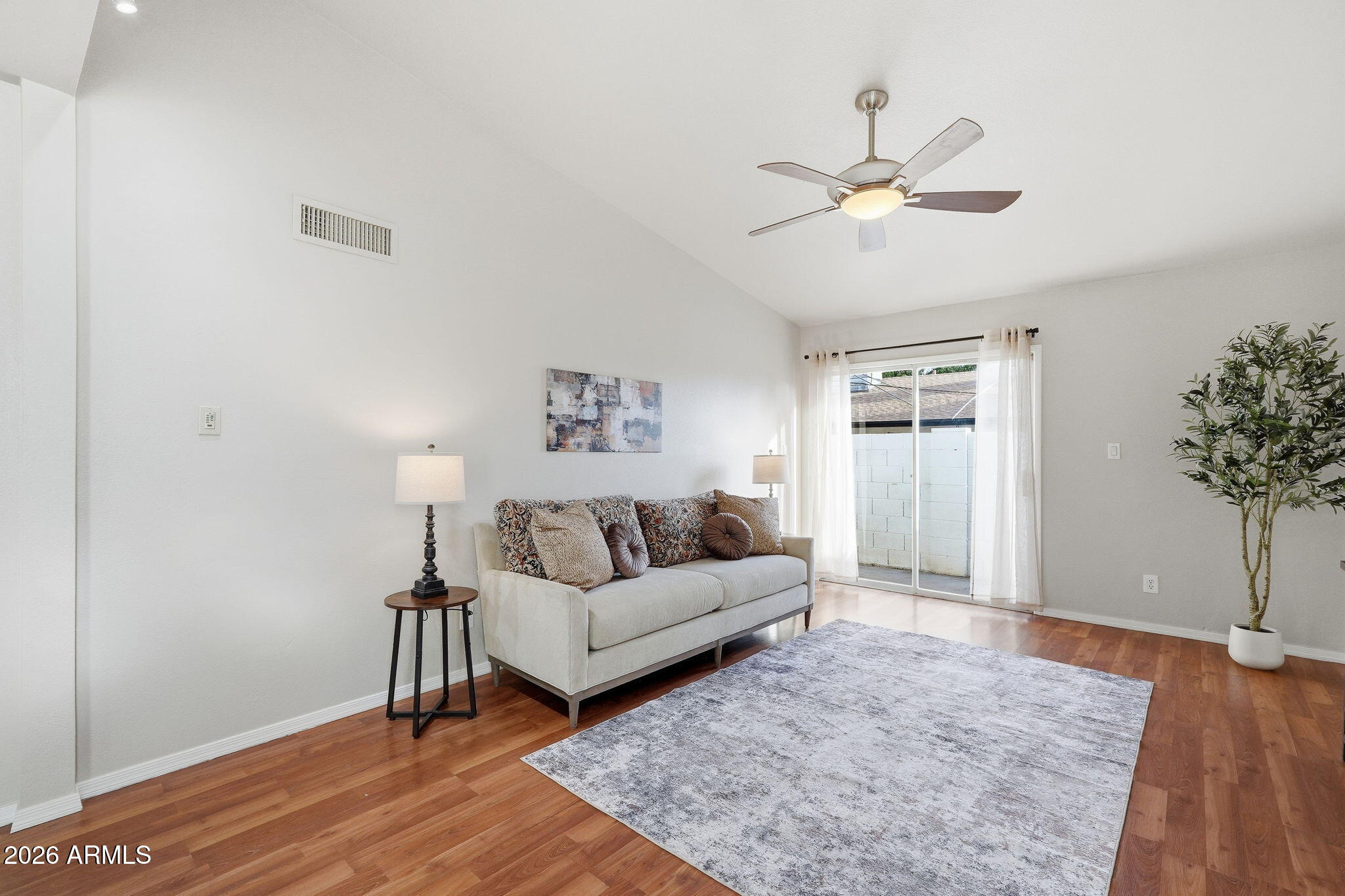 3039 N 38TH Street 1