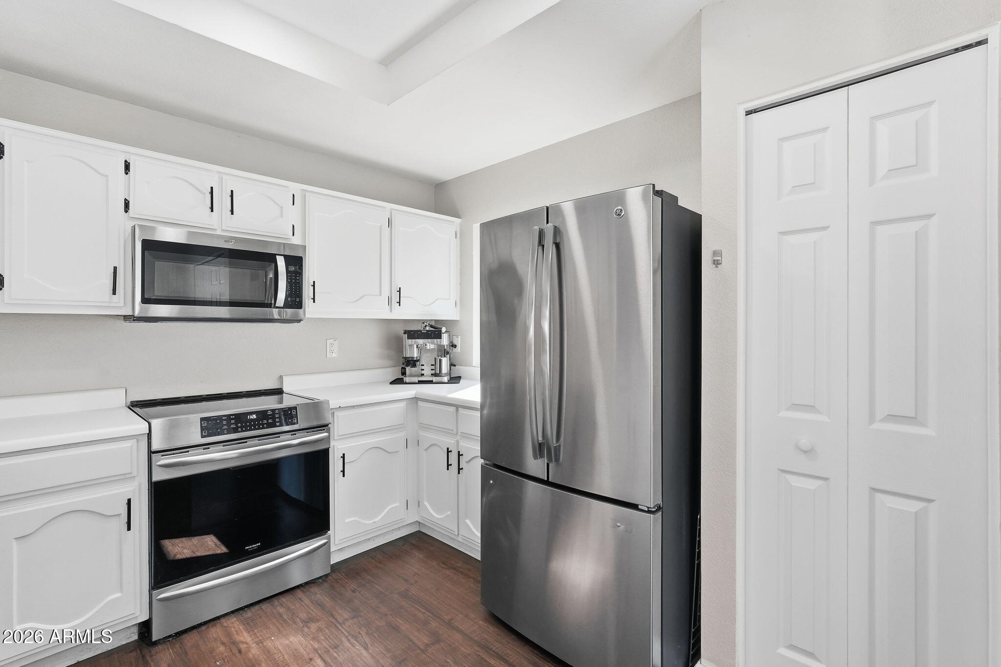 1114 S SURFSIDE Drive