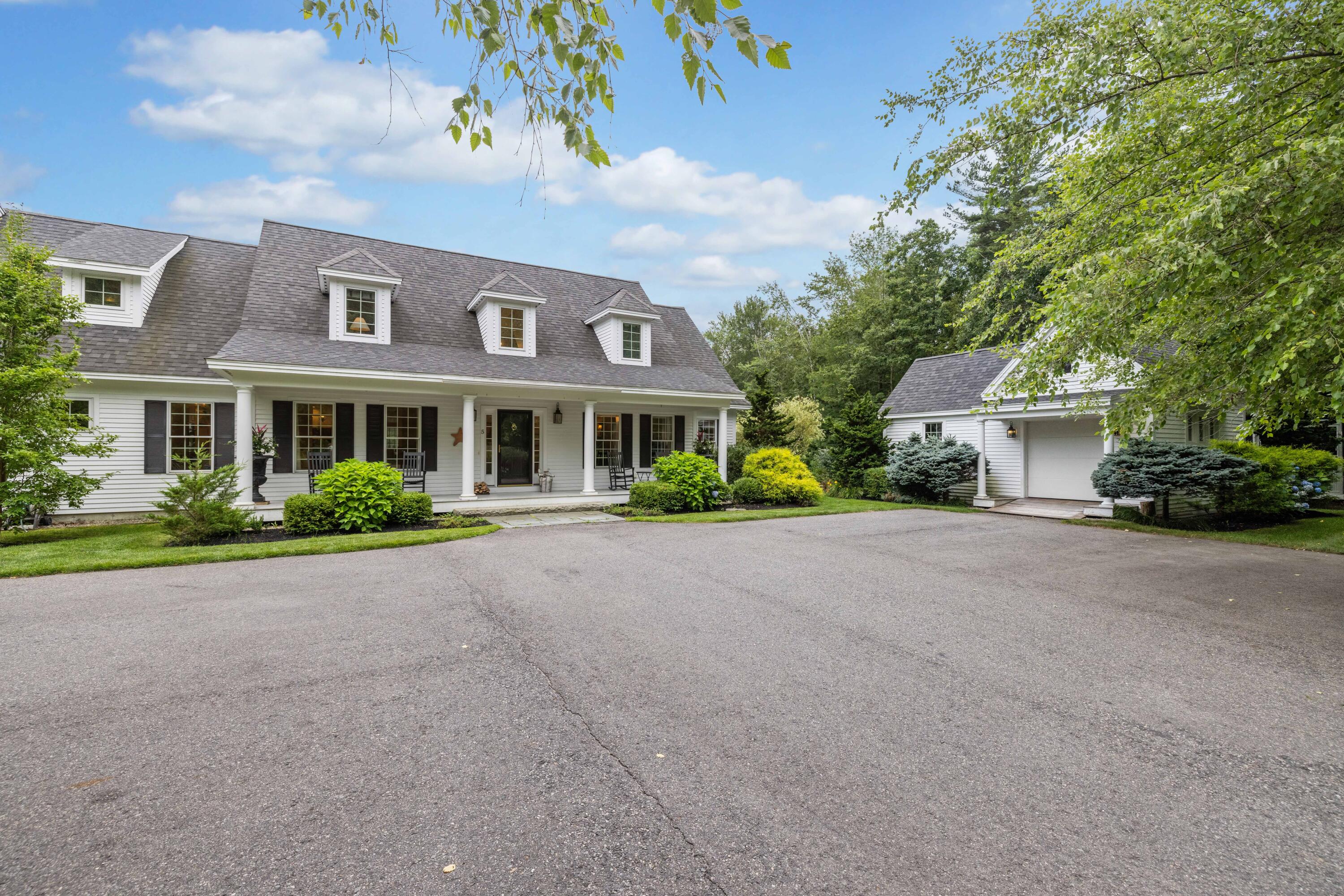 5 Stonewood Lane
