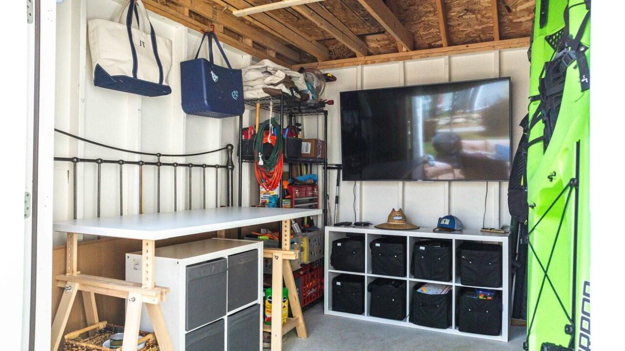 1 Cornbread Lane, 119