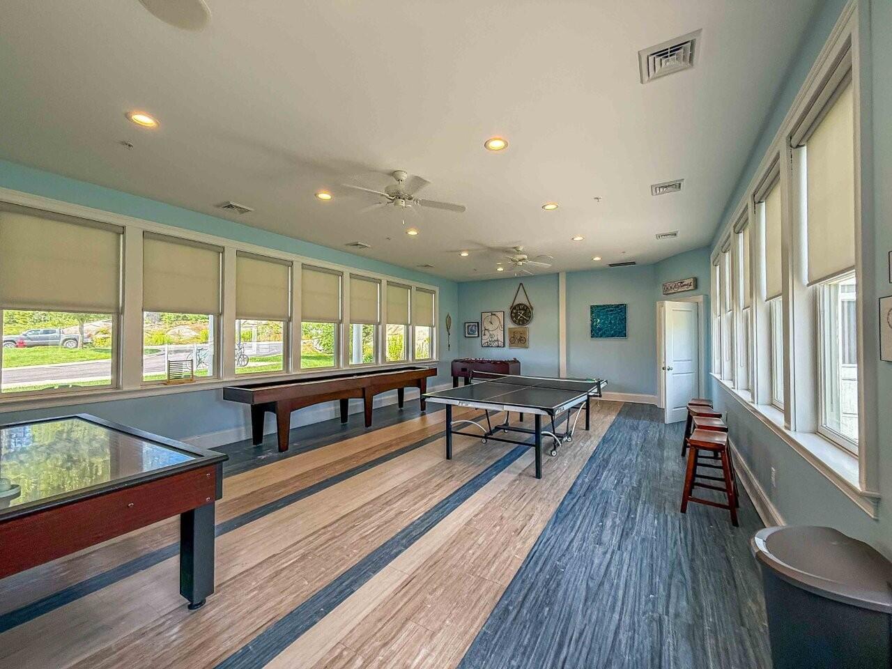 1 Cornbread Lane, 119