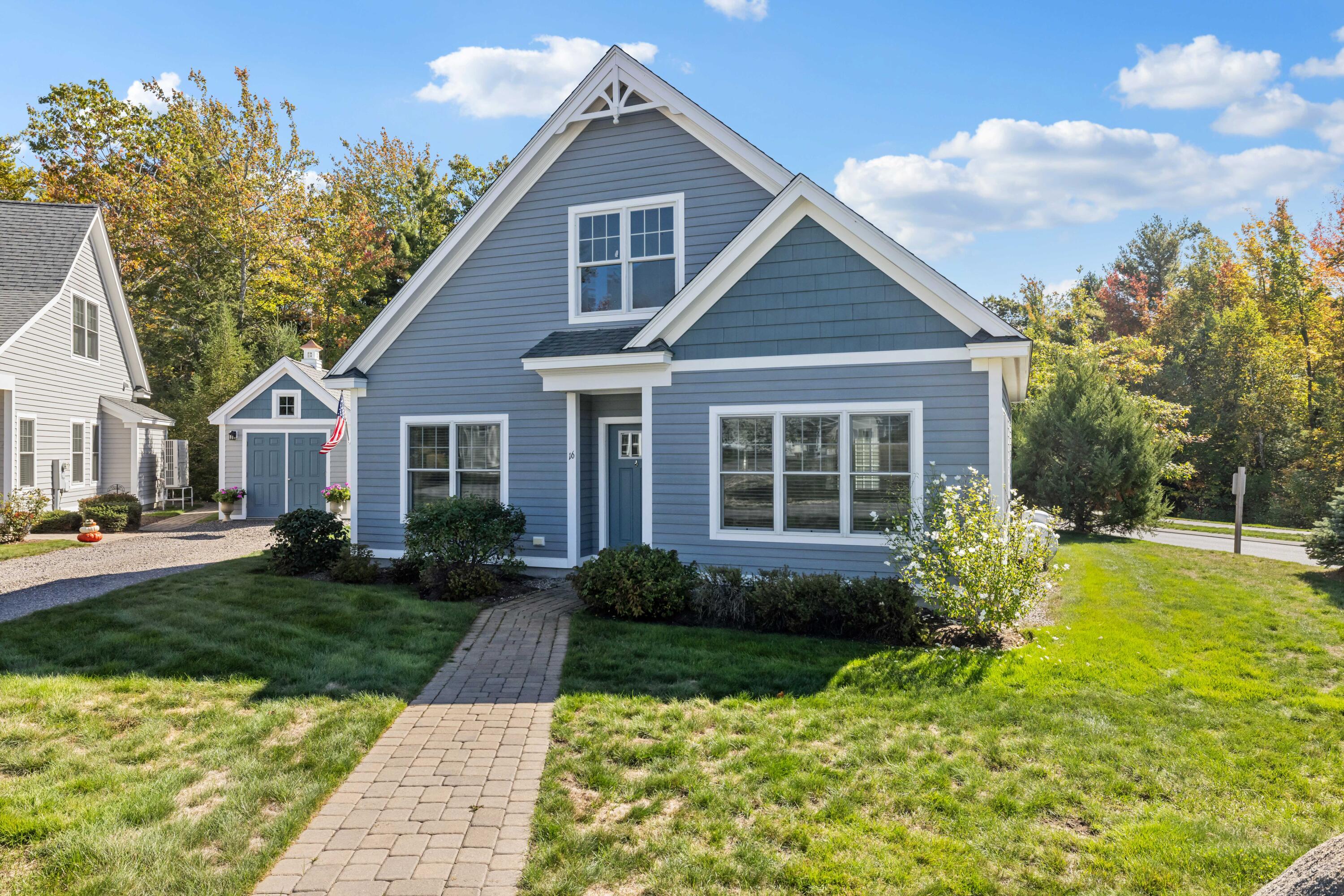 16 Sunrise Lane, 38