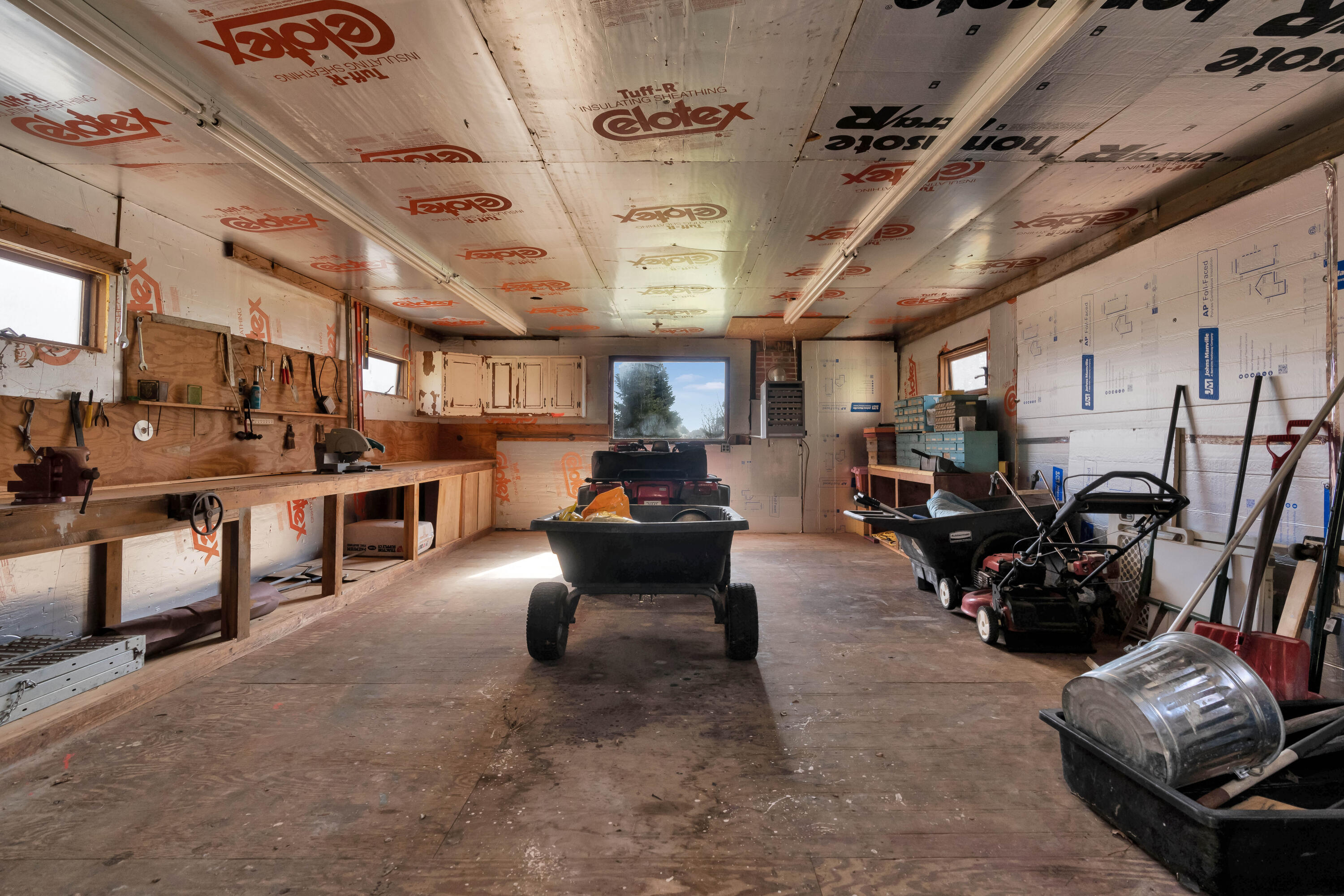 678 Ford Quint Road