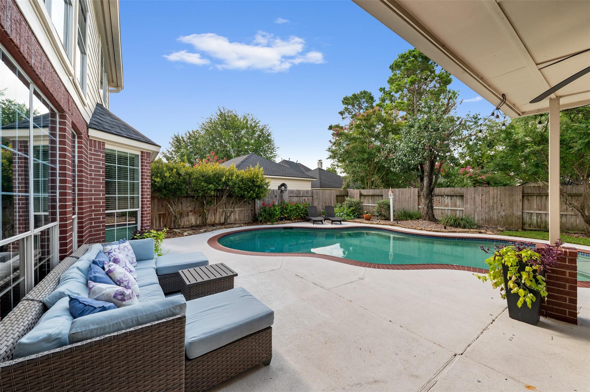 16047 Lockdale Lane