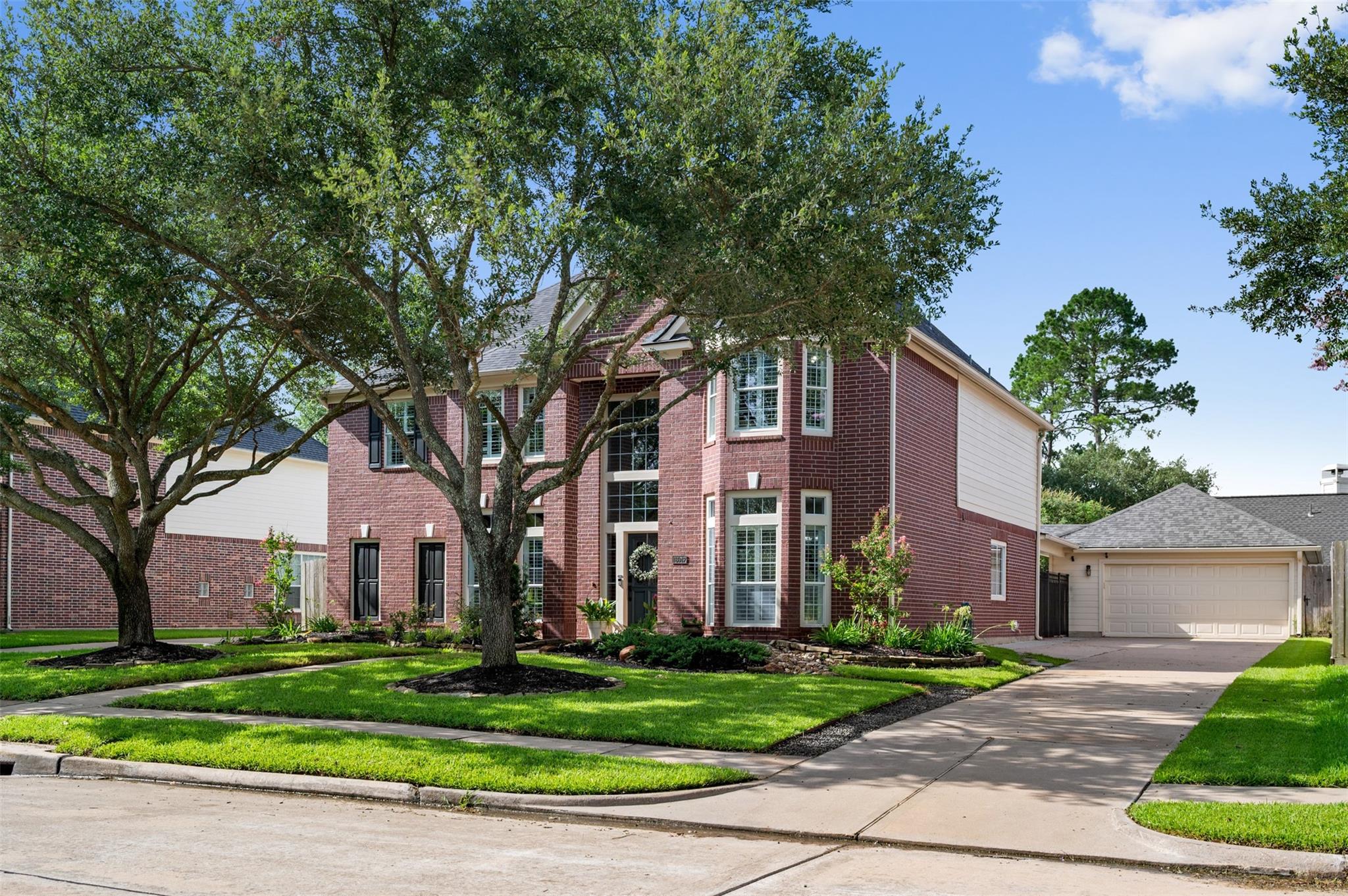 16047 Lockdale Lane