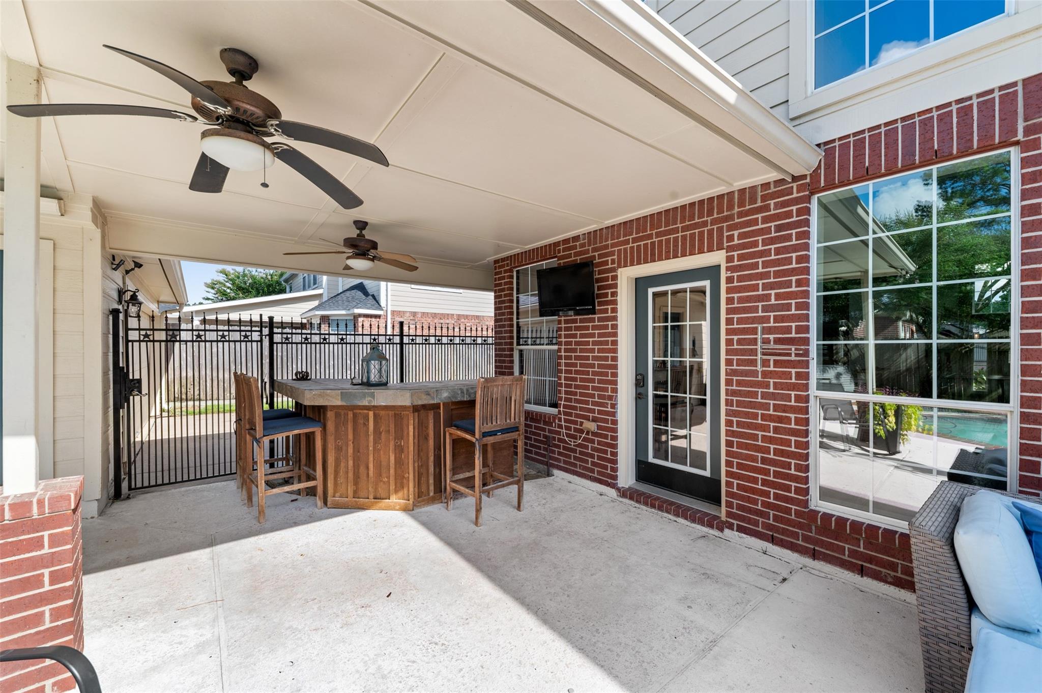 16047 Lockdale Lane
