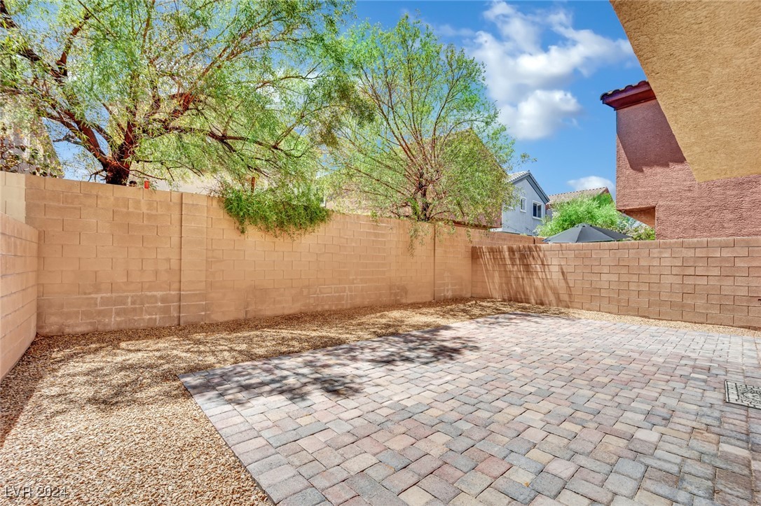 281 Caddy Bag Court