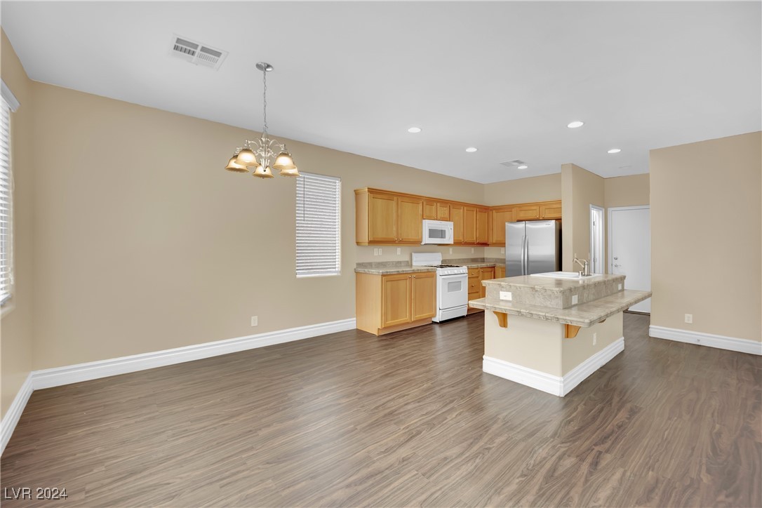 281 Caddy Bag Court