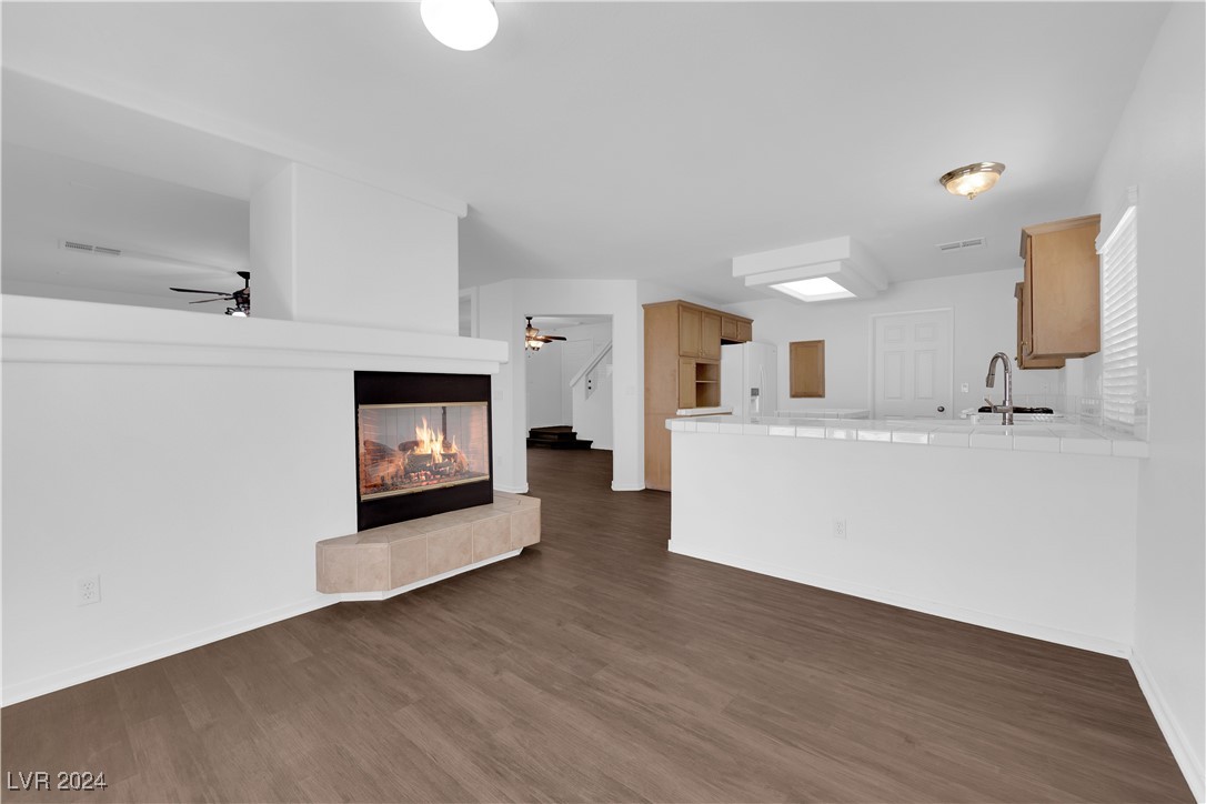 7471 Aurora Glow Street