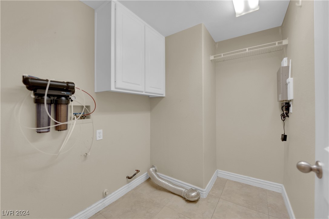 812 Canterbury Cross Place