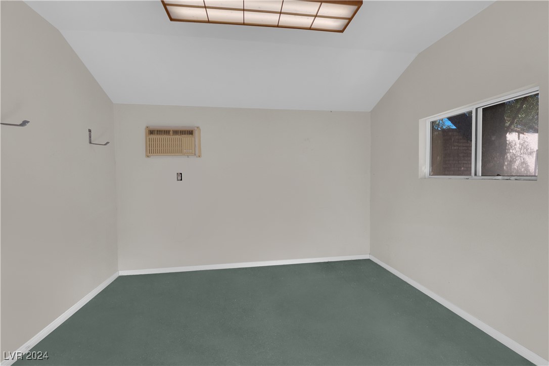 812 Canterbury Cross Place