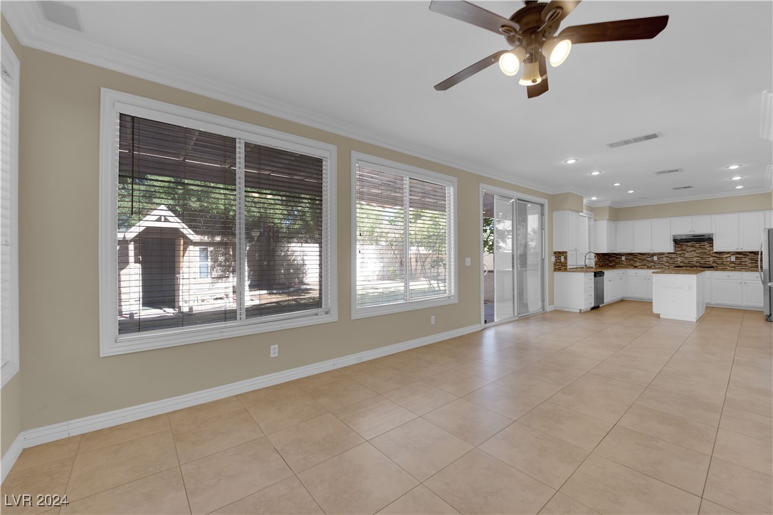 812 Canterbury Cross Place