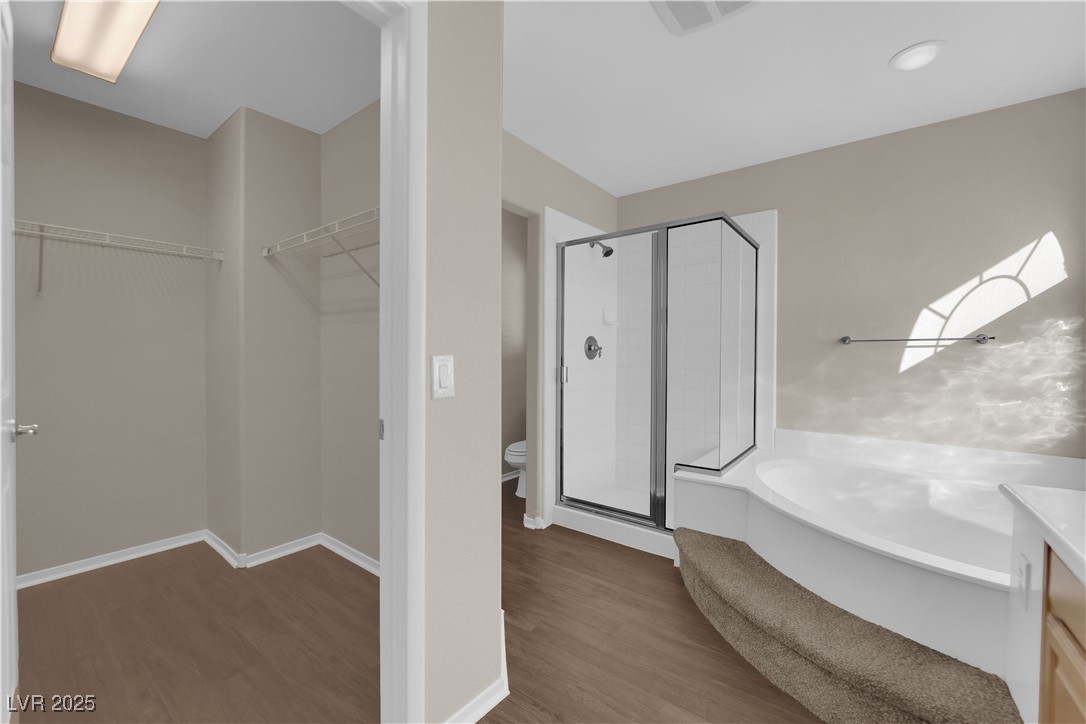 7640 Ribbon Garland Court