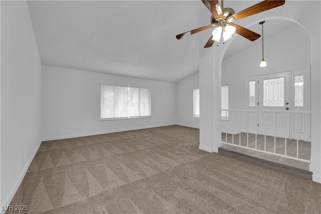 1913 Piccolo Way
