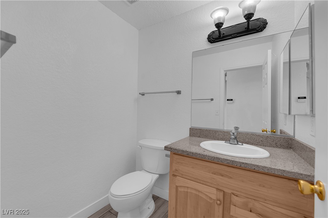 100 South Crestline Drive 17