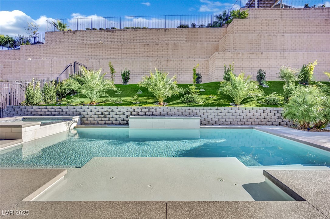 6243 Carol Butte Court