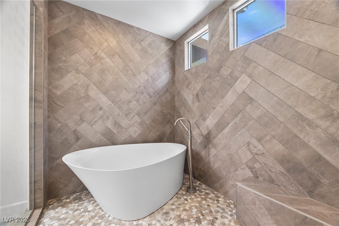 6243 Carol Butte Court