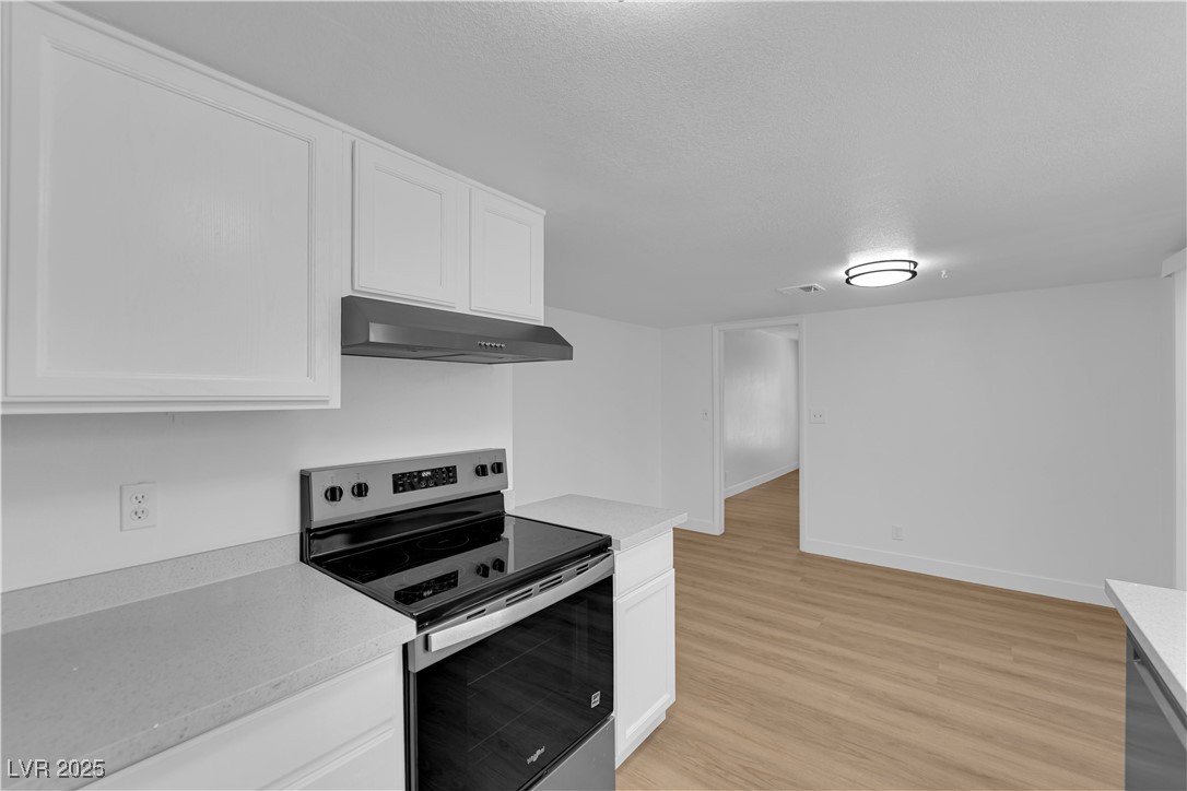 4045 Nightingale Court