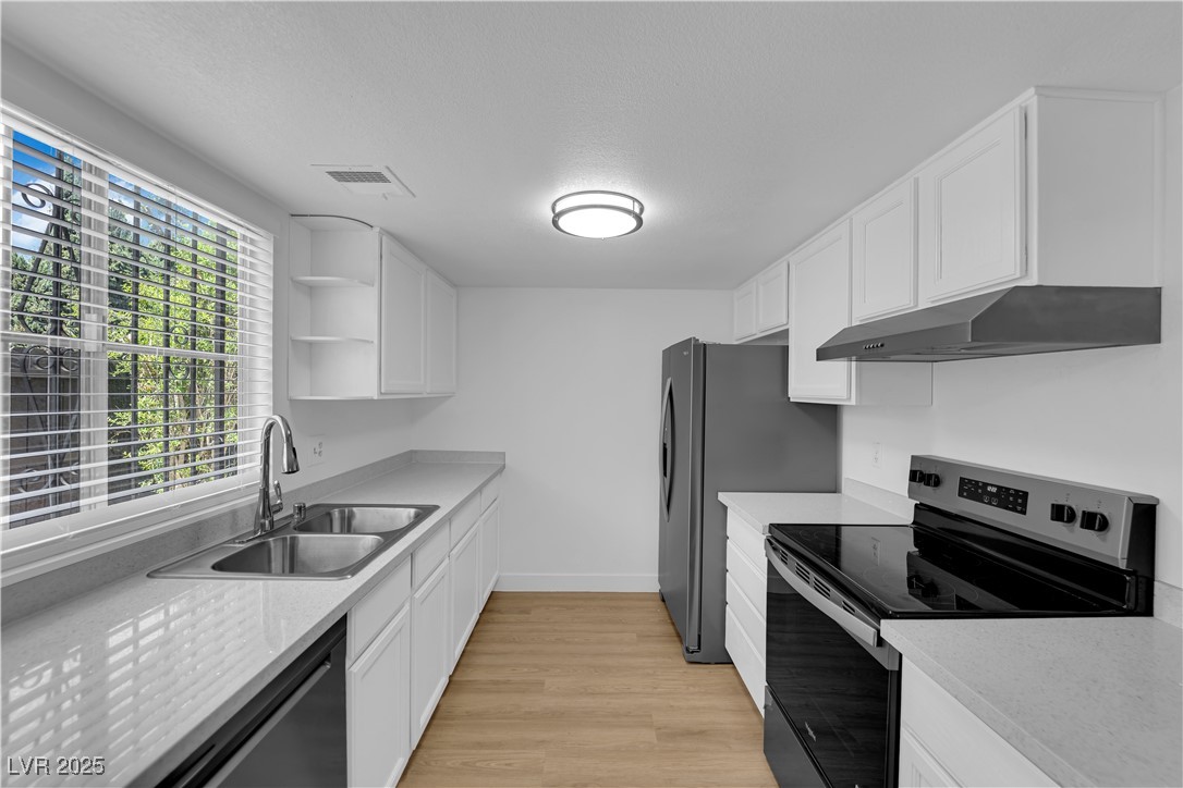 4045 Nightingale Court