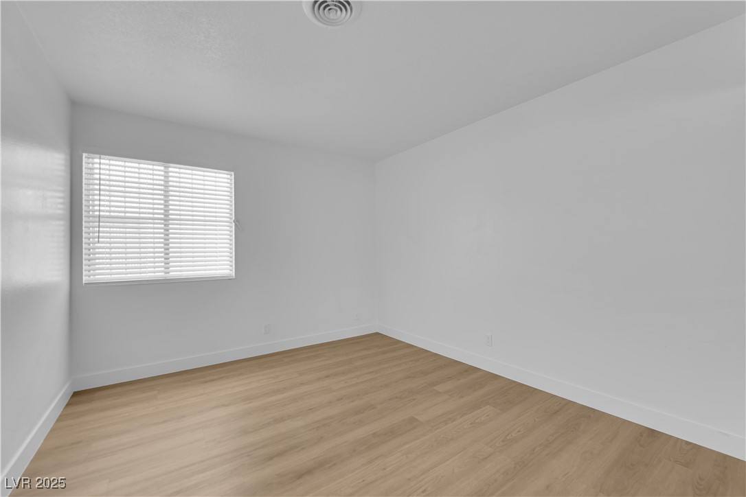 4045 Nightingale Court