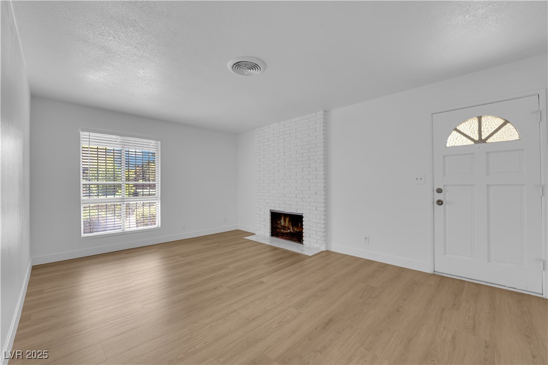 4045 Nightingale Court