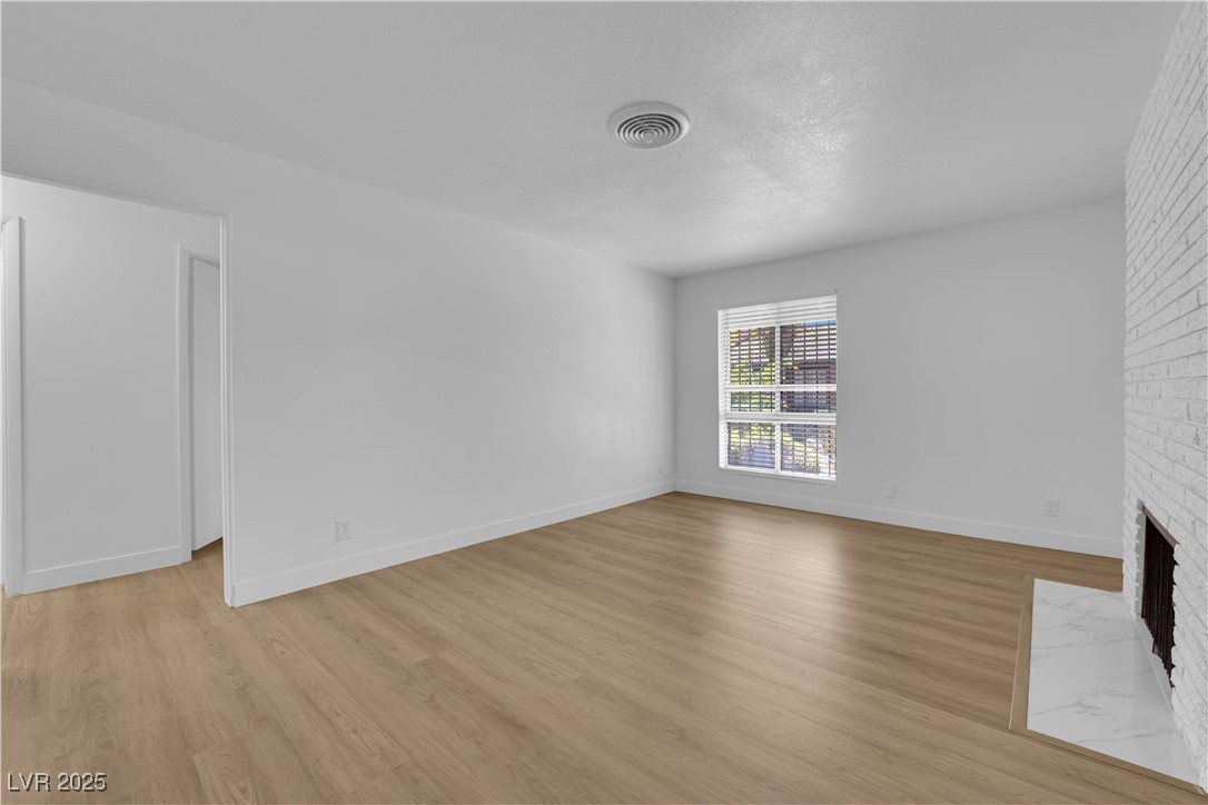 4045 Nightingale Court