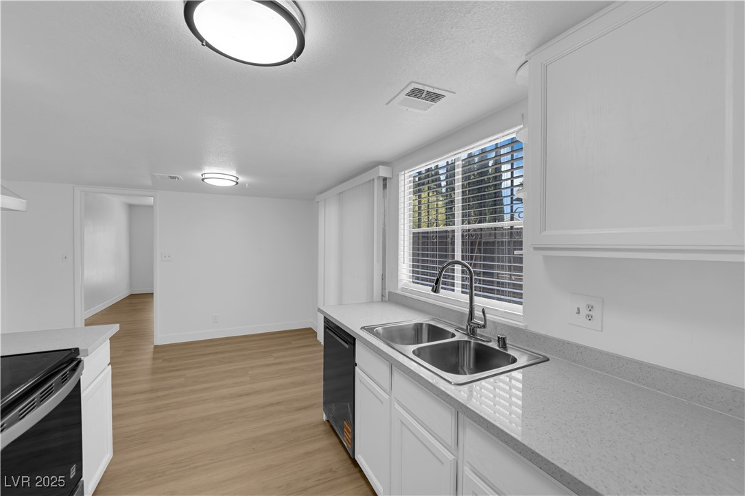 4045 Nightingale Court