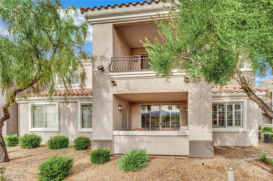 2325 Windmill Parkway 1522