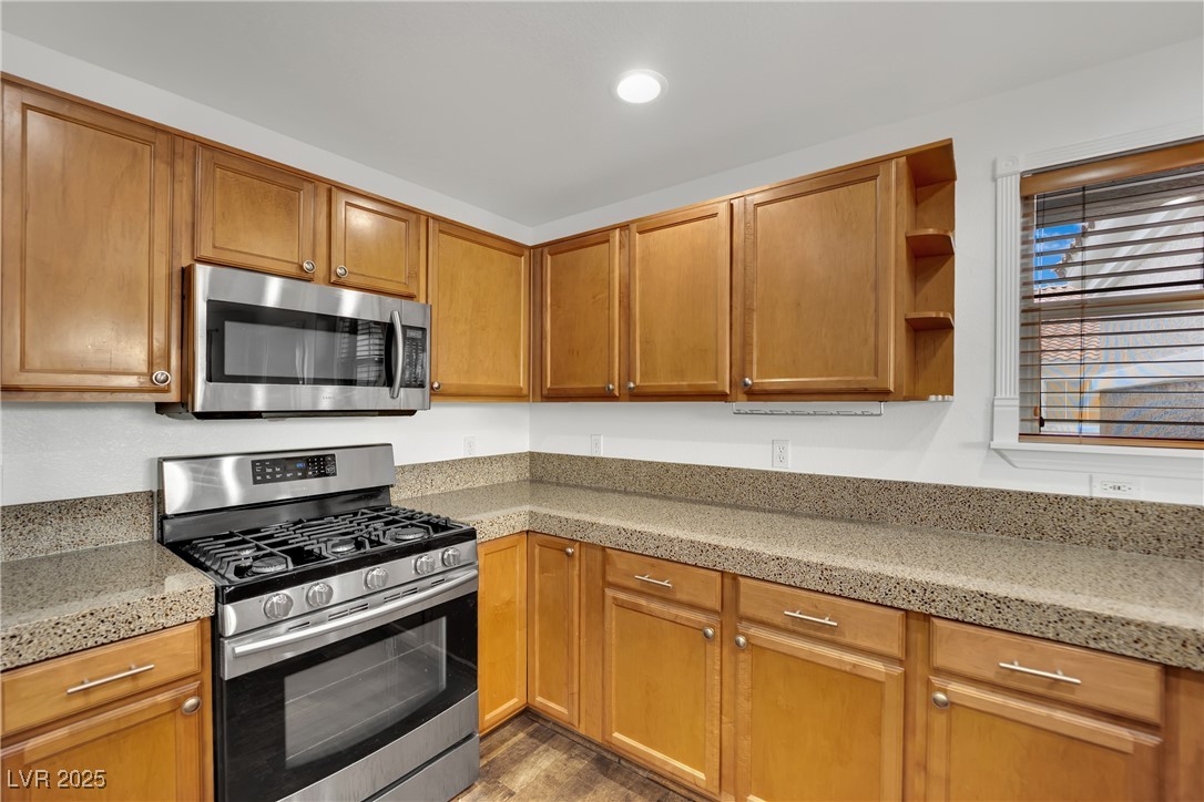 2325 Windmill Parkway 1522