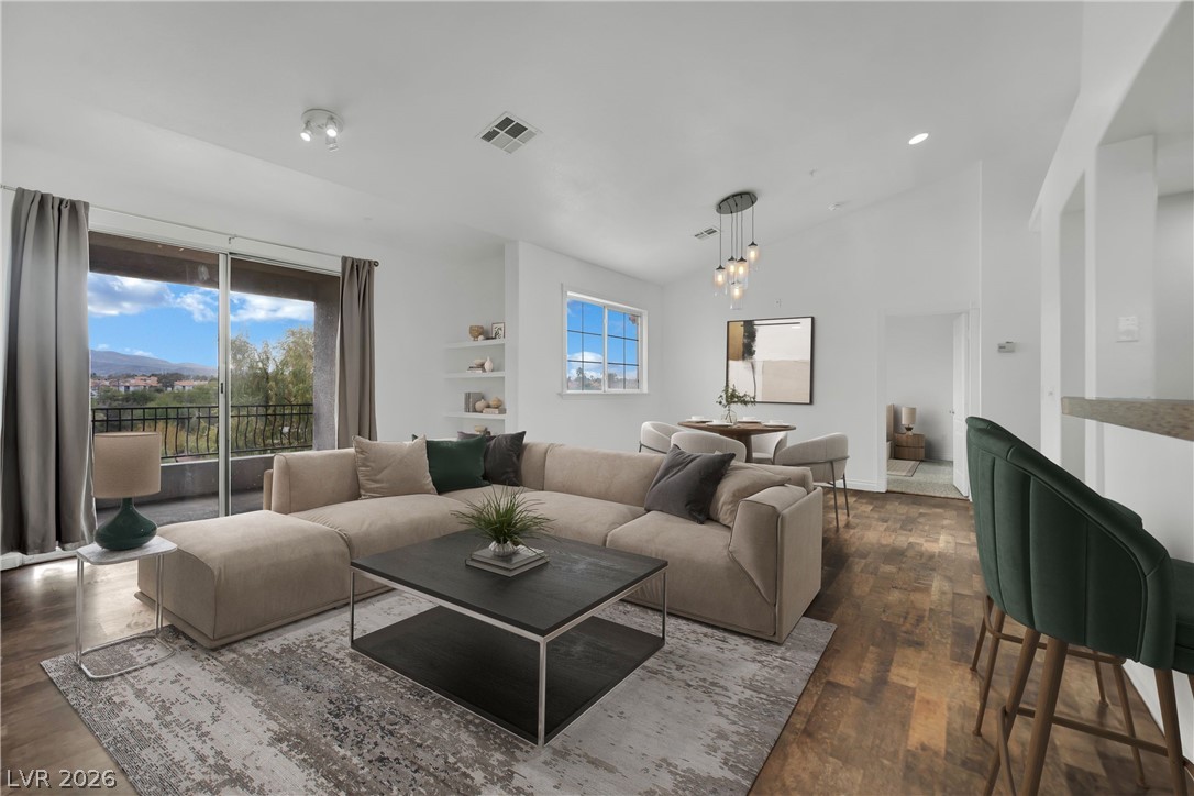 2325 Windmill Parkway 1522