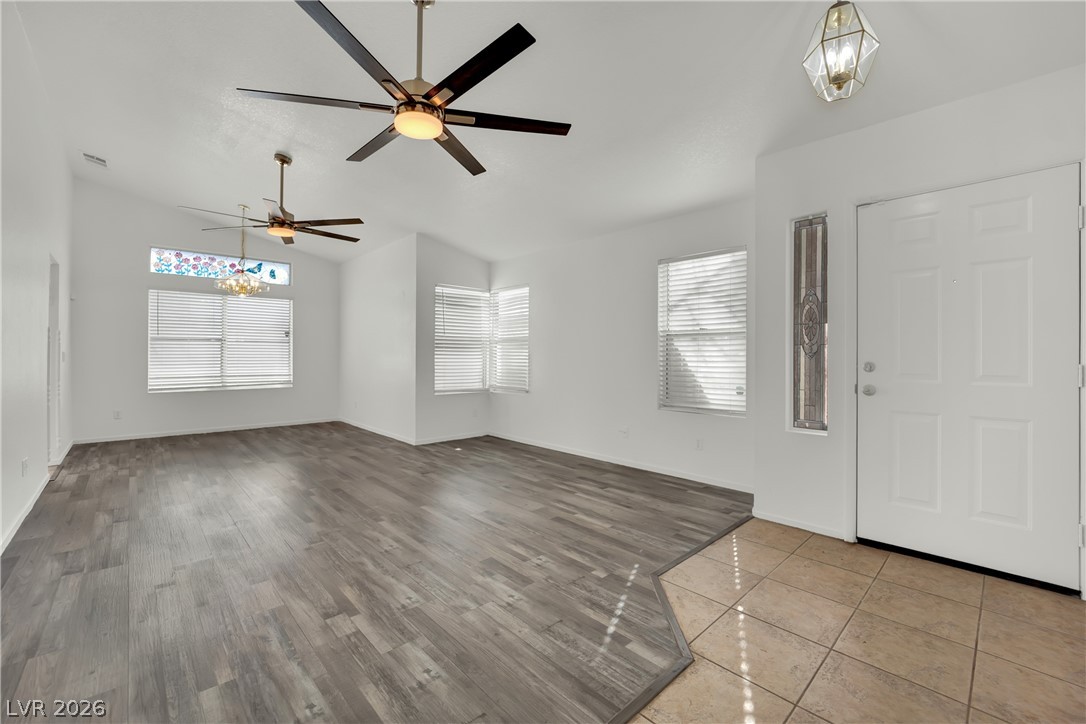 1628 Sierra Hills Way