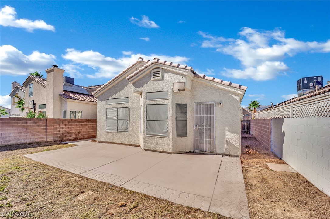 1628 Sierra Hills Way