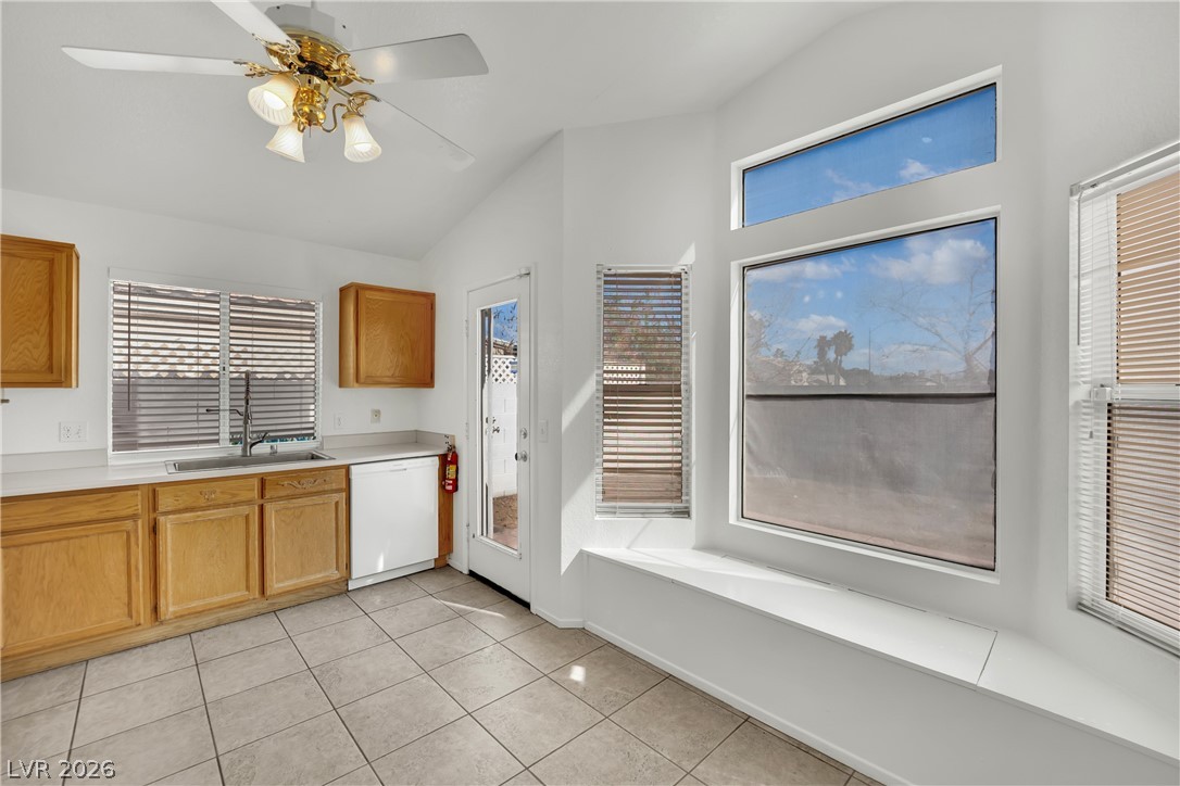 1628 Sierra Hills Way