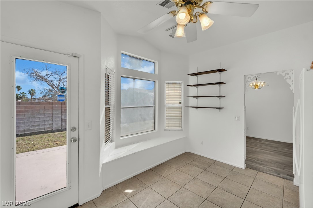 1628 Sierra Hills Way