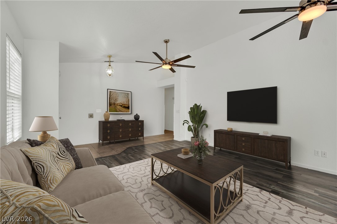 1628 Sierra Hills Way