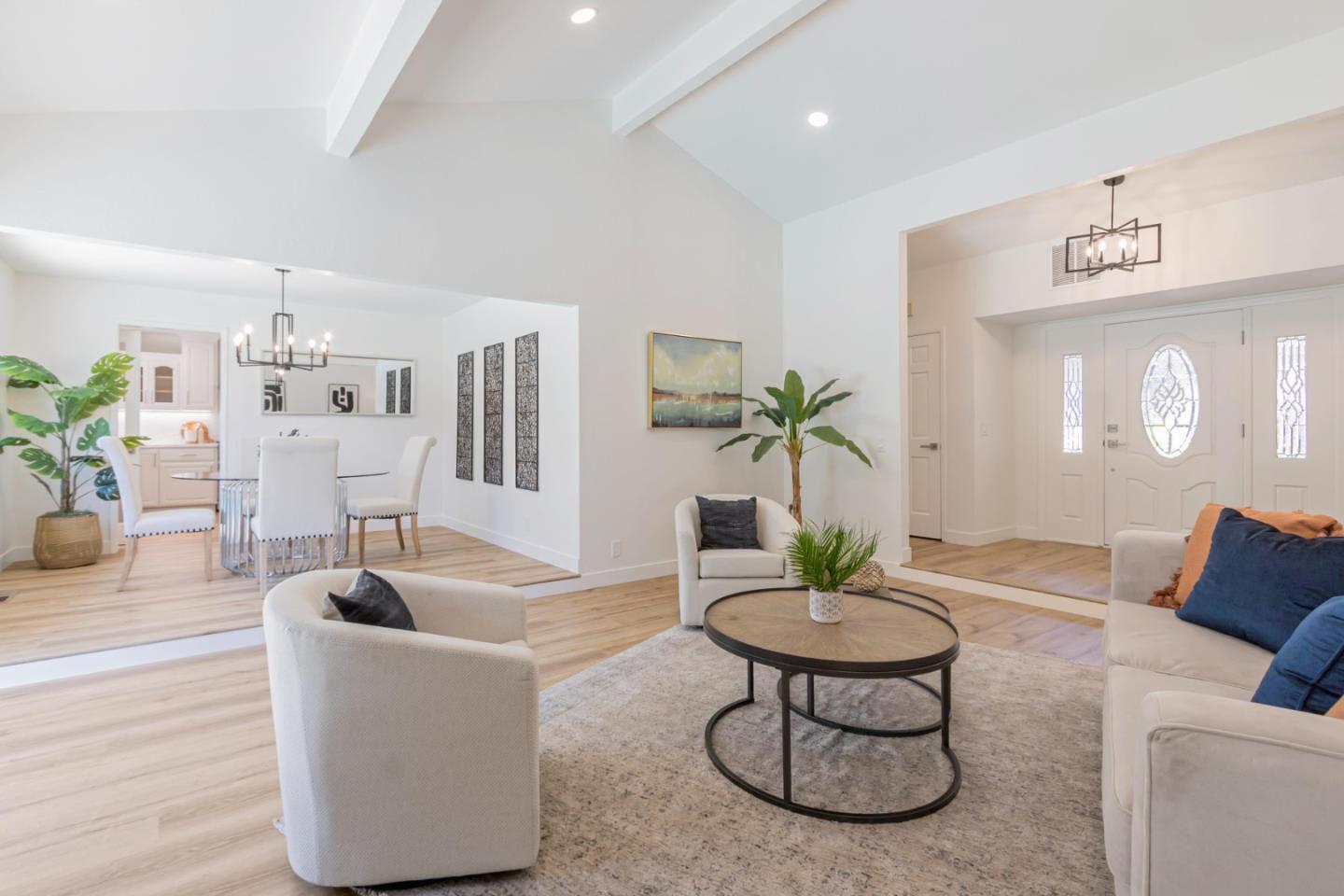 6273 Paso Los Cerritos