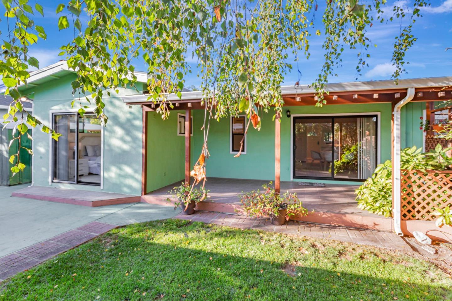 1315 El Dorado Avenue