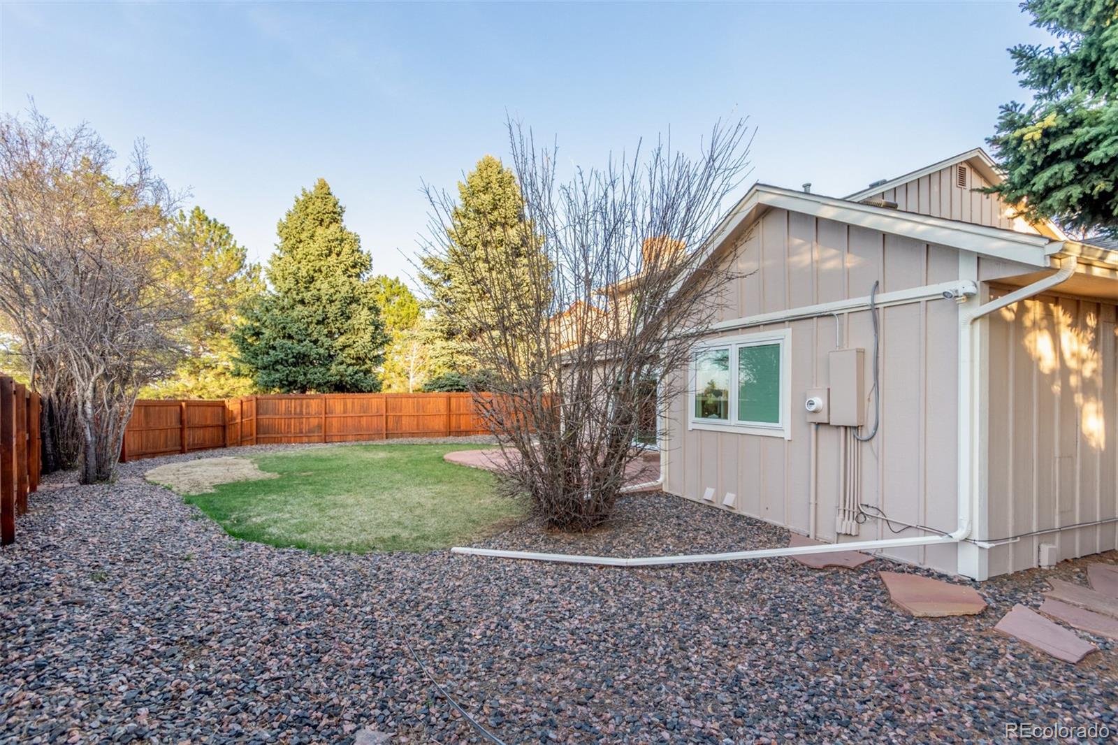 6006 S Kingston Circle