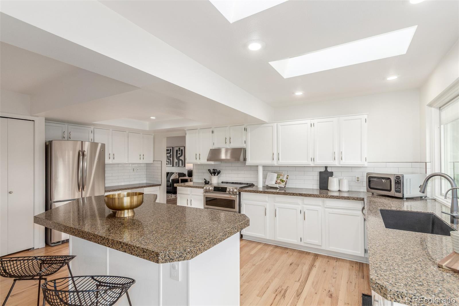 6006 S Kingston Circle