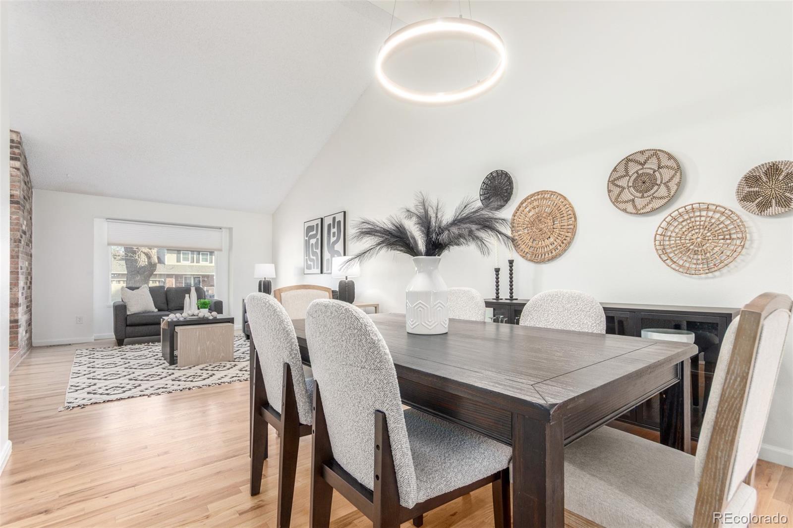 6006 S Kingston Circle