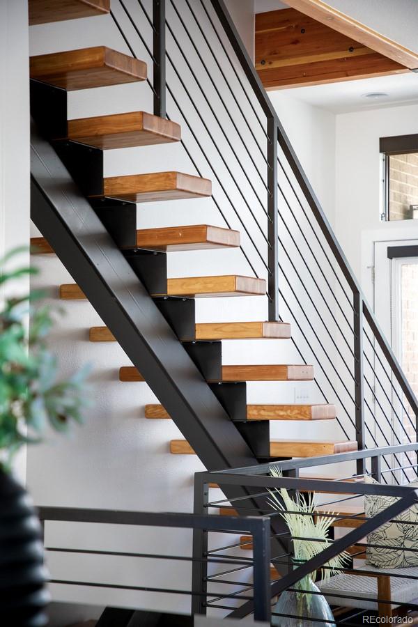 2900 Inca Street Unit: 7