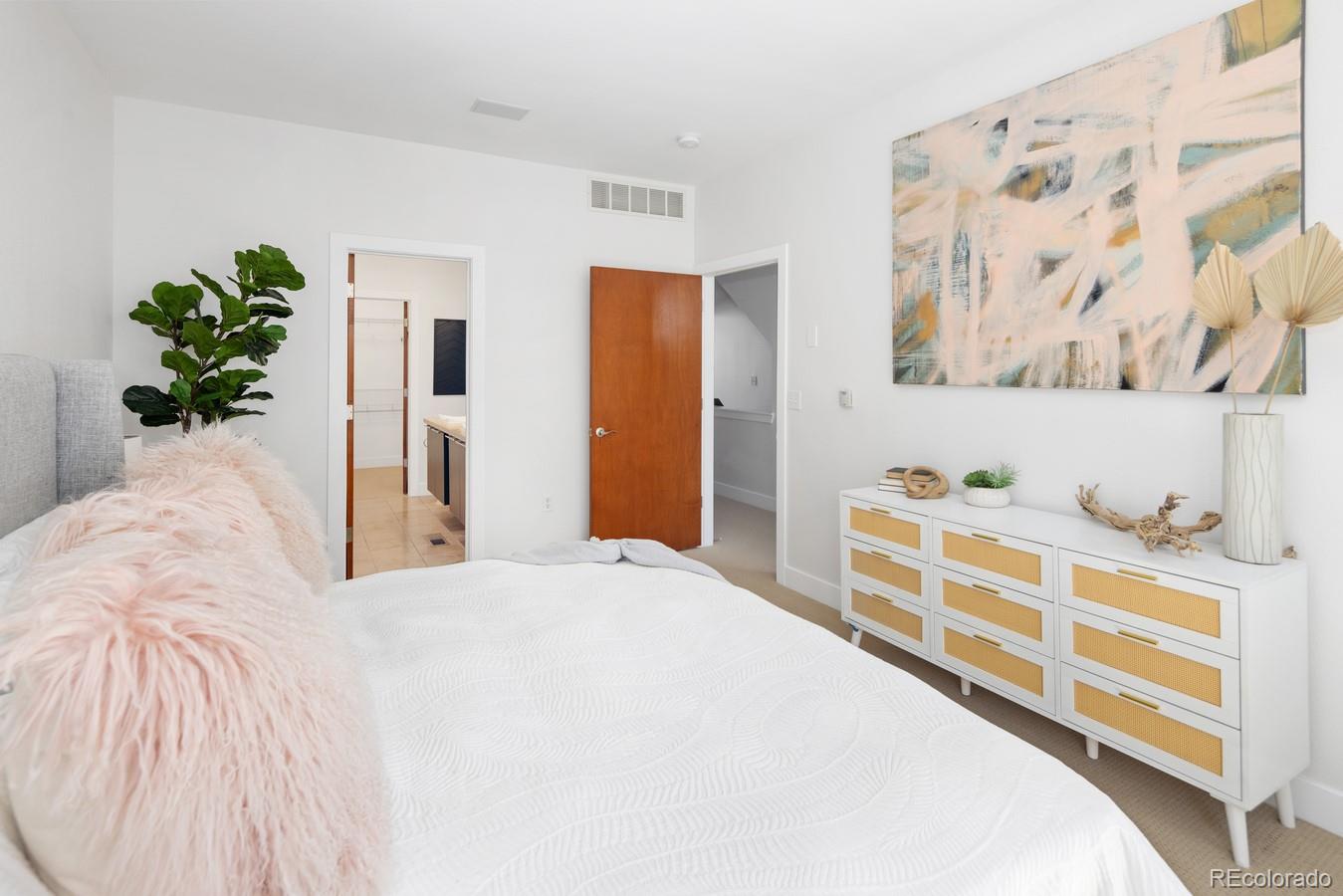 2900 Inca Street Unit: 7