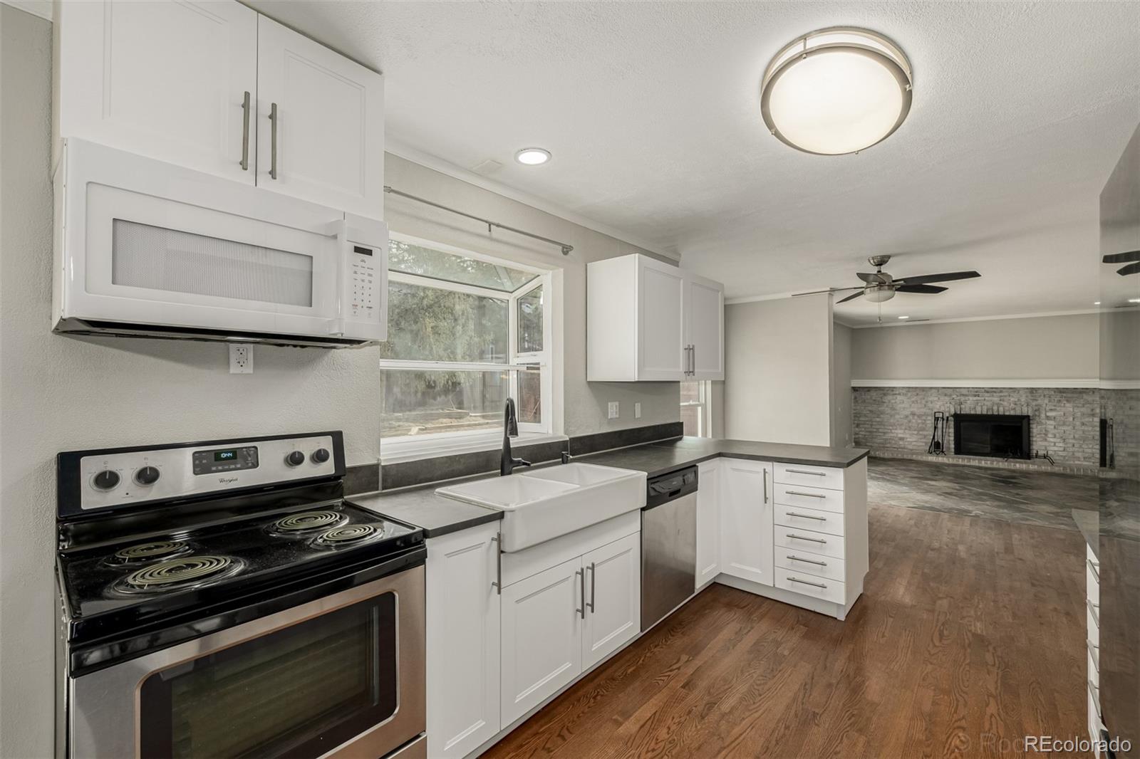 15885 E Kepner Drive