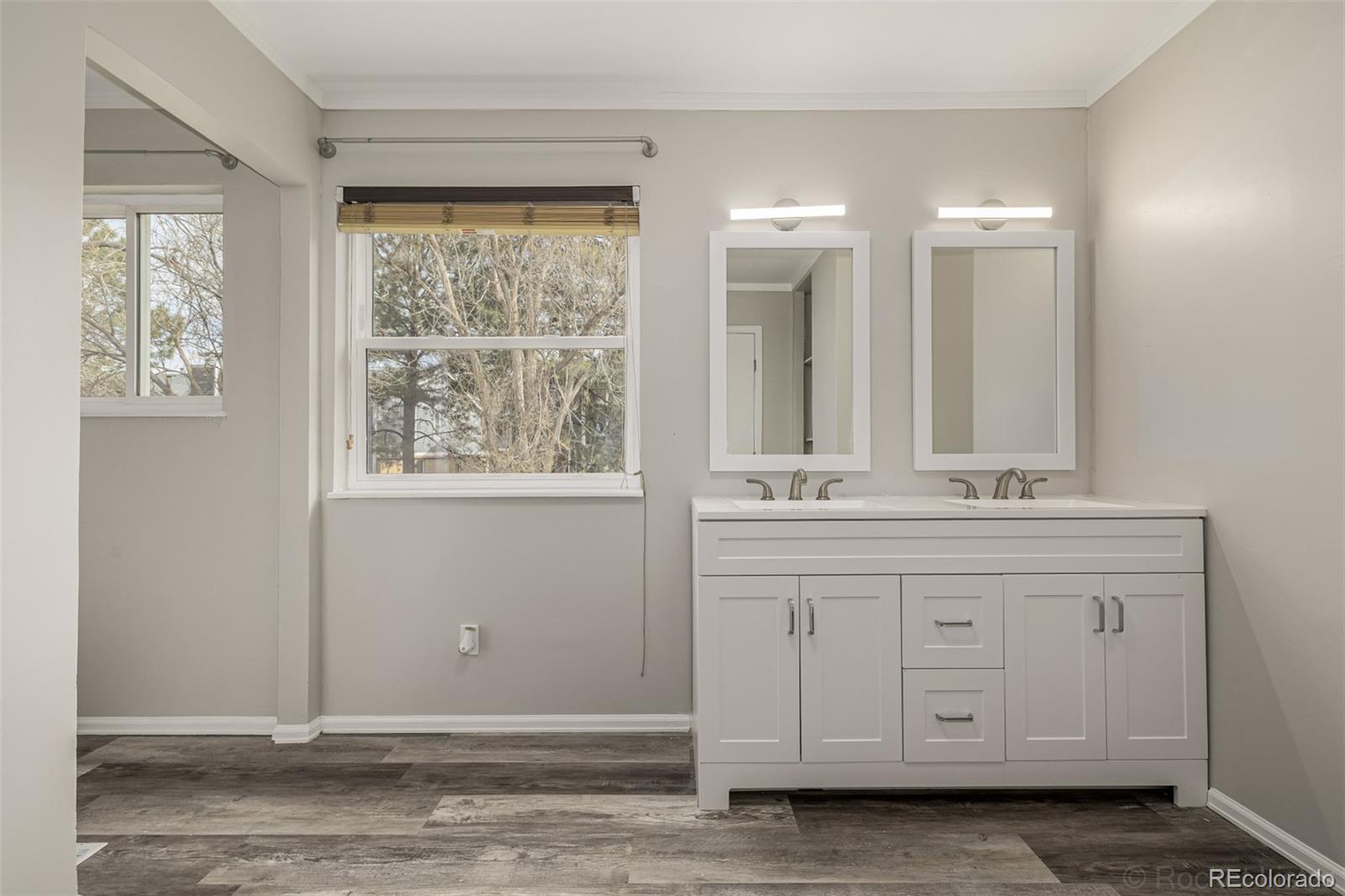 15885 E Kepner Drive