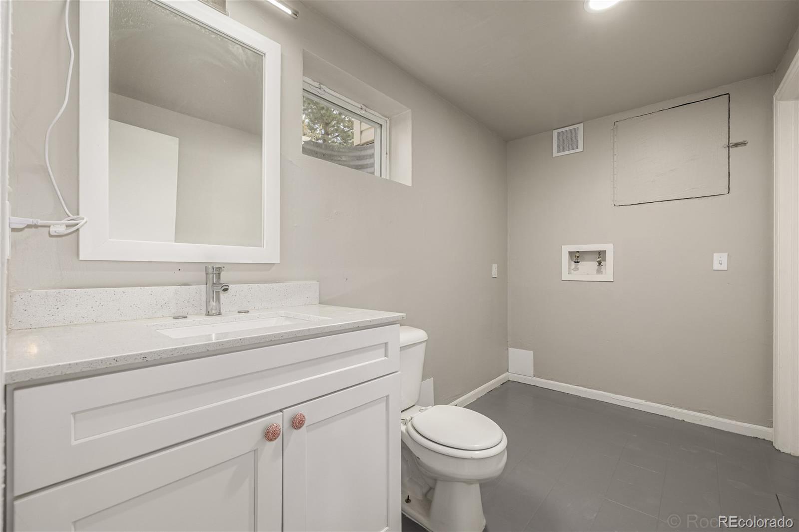 15885 E Kepner Drive