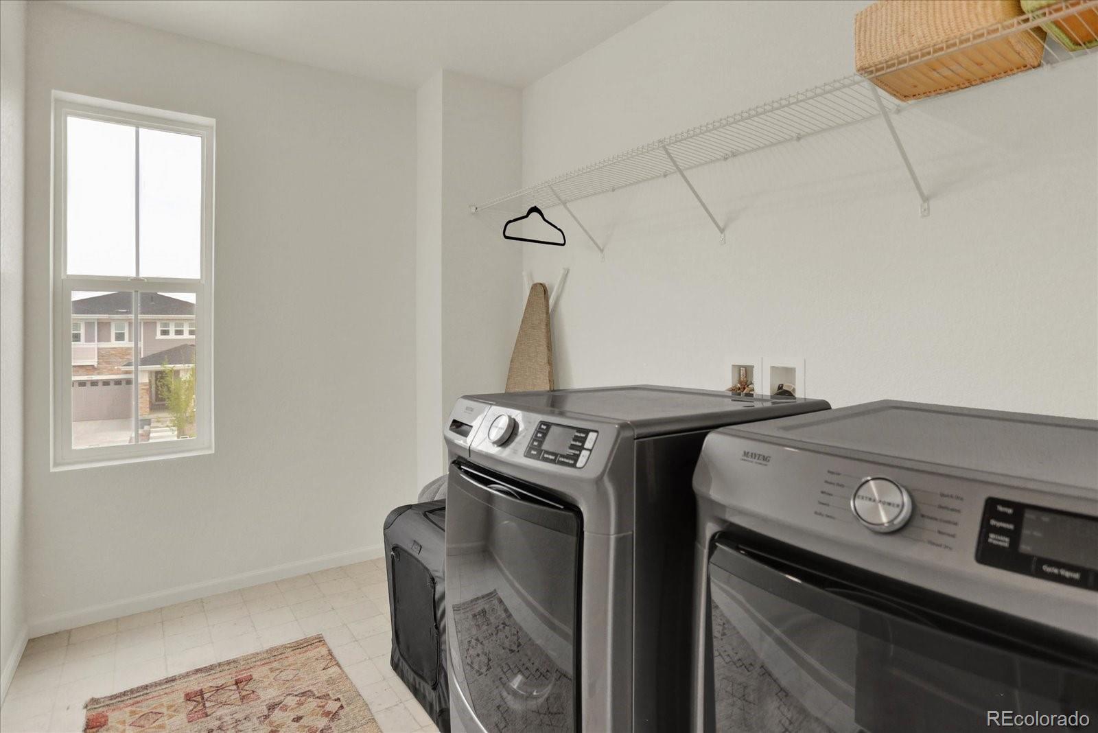 5921 N Liverpool Court