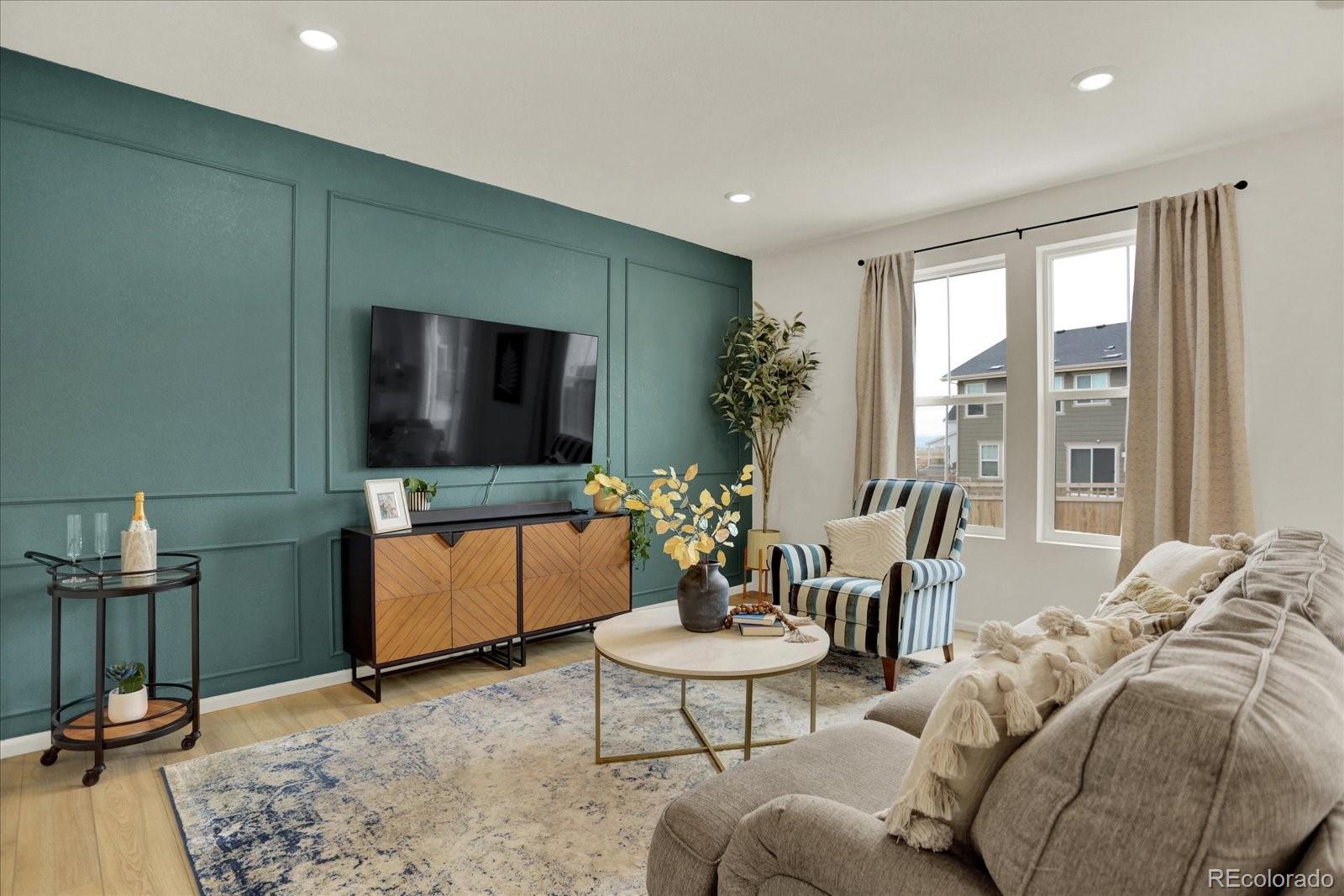 5921 N Liverpool Court