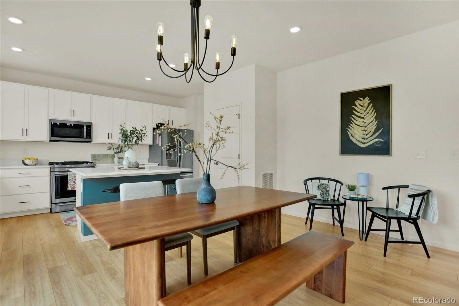 5921 N Liverpool Court