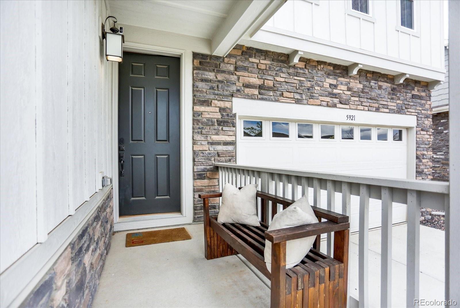 5921 N Liverpool Court