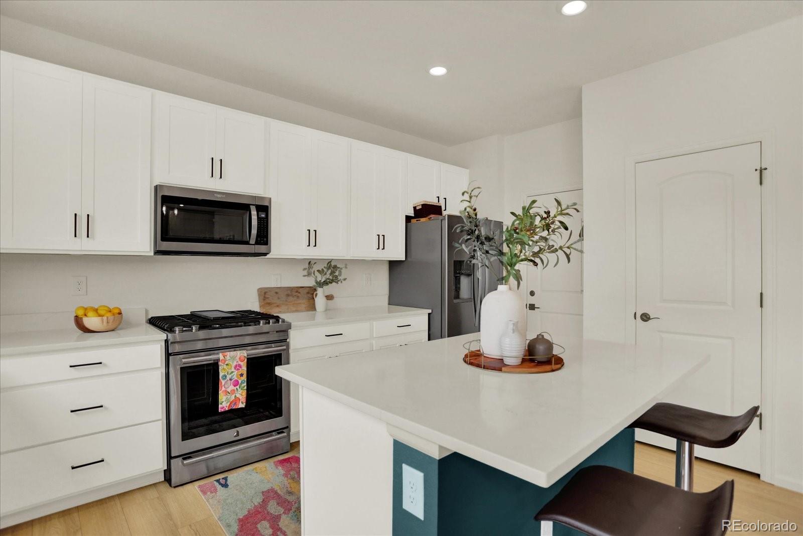 5921 N Liverpool Court